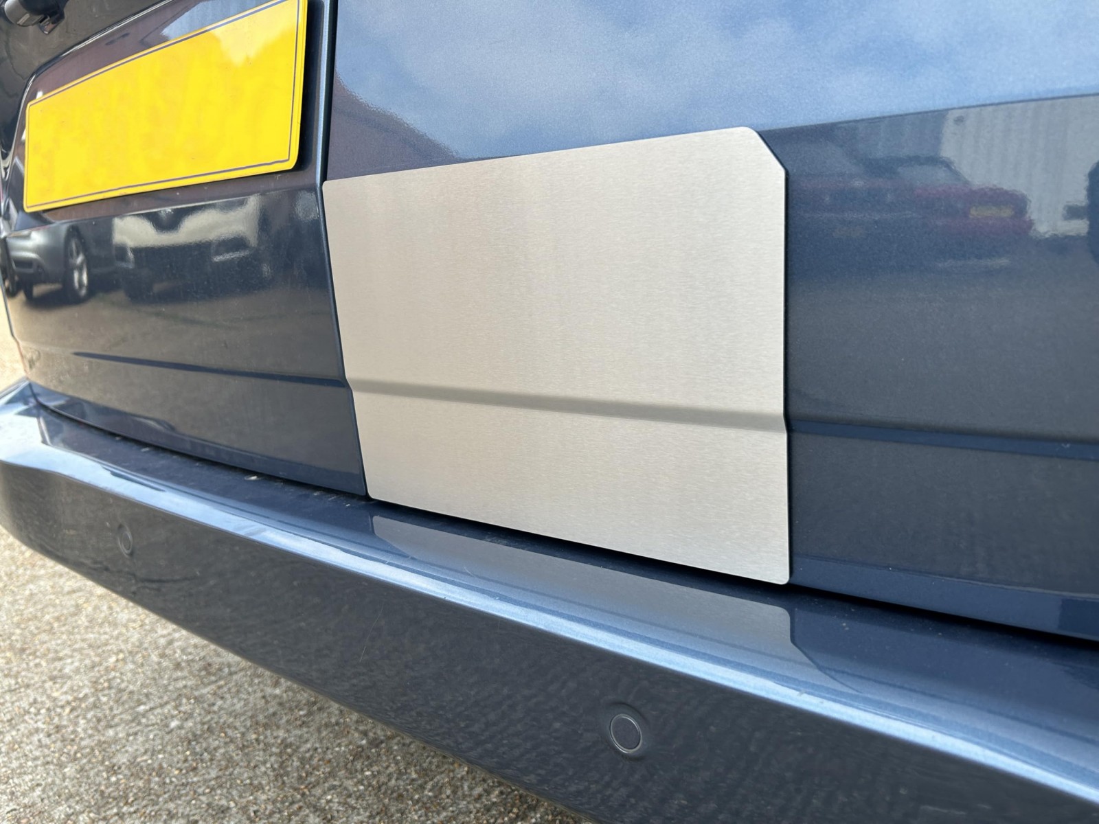 Ford Custom 24> V-Armour External Latch Shield